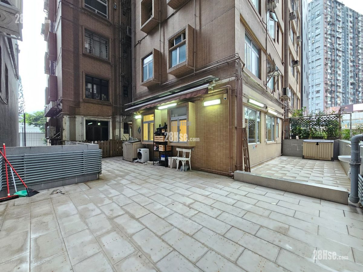 Yee Hing Building Rental 2 Bedrooms , 1 Bathroom 591 ft²