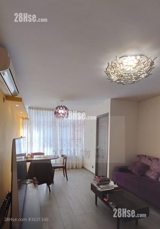 Hong Nga Court Sell 3 Bedrooms , 1 Bathroom 606 ft²