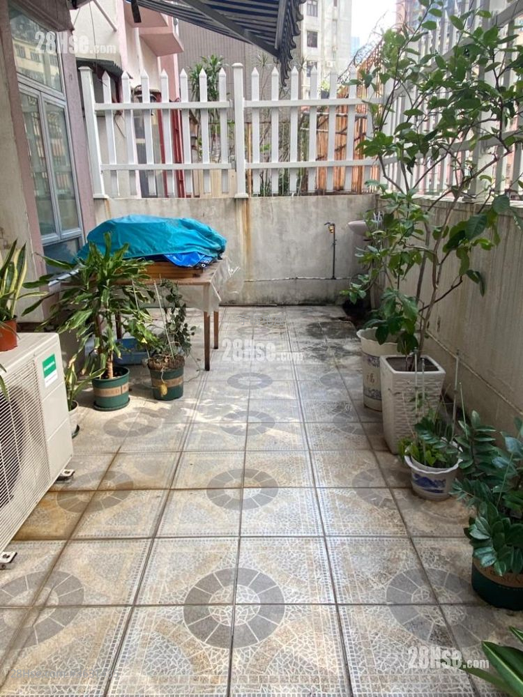 耀輝大廈 售盤 1 房 , 1 浴室 219 平方呎