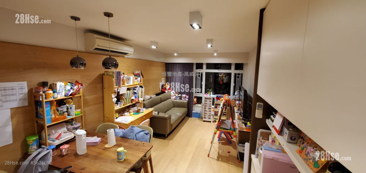 Neptune Terrace Rental 2 Bedrooms , 1 Bathroom 590 ft²