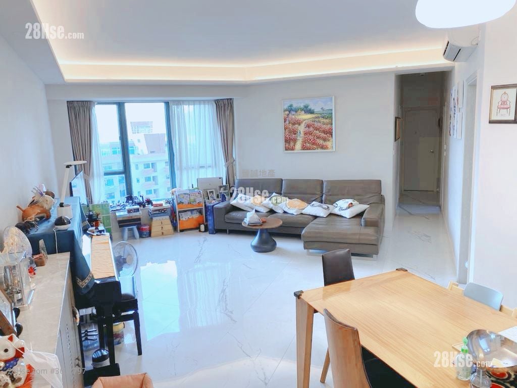 Royal Sea Crest Sell 4 Bedrooms , 3 Bathrooms 1,058 ft²