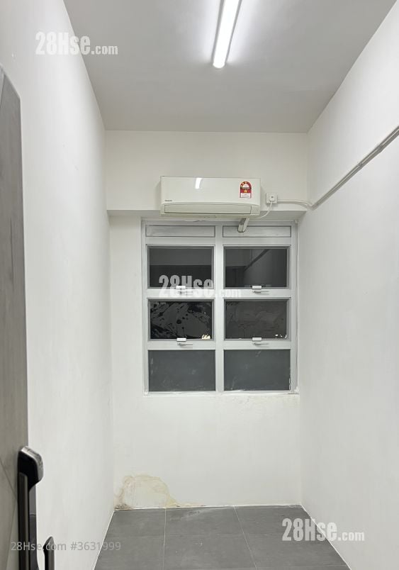 四興隆工業大廈 售盤 開放式間隔