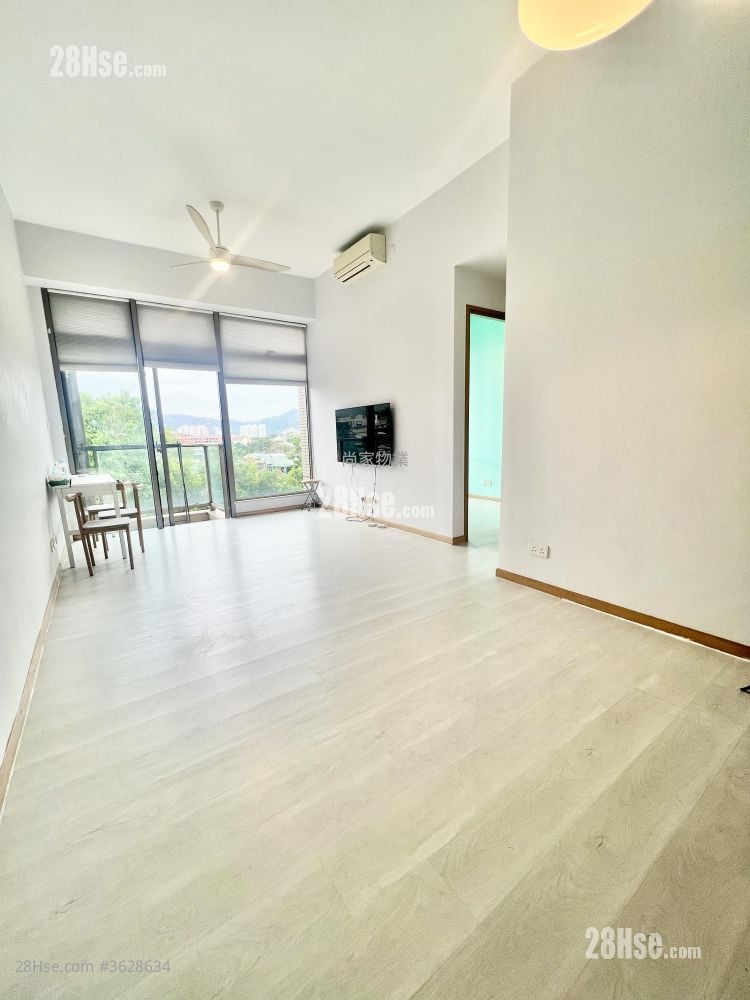 The Woodsville Rental 4 Bedrooms , 3 Bathrooms 775 ft²