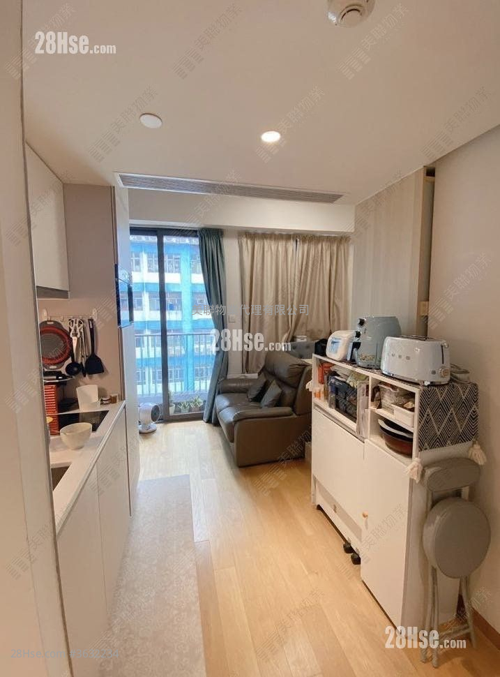 The Astro Sell Studio , 1 Bathroom 216 ft²