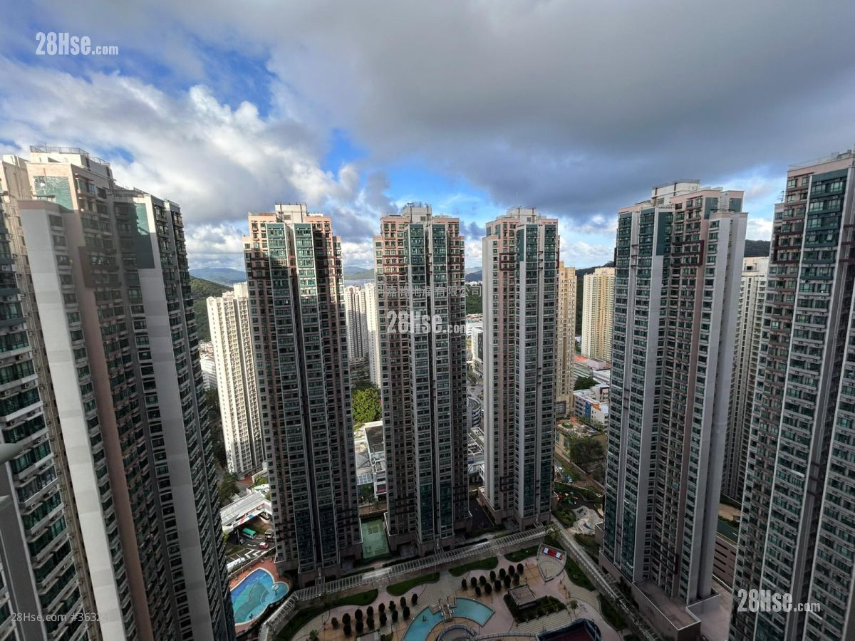 Residence Oasis Sell 3 Bedrooms , 2 Bathrooms 654 ft²