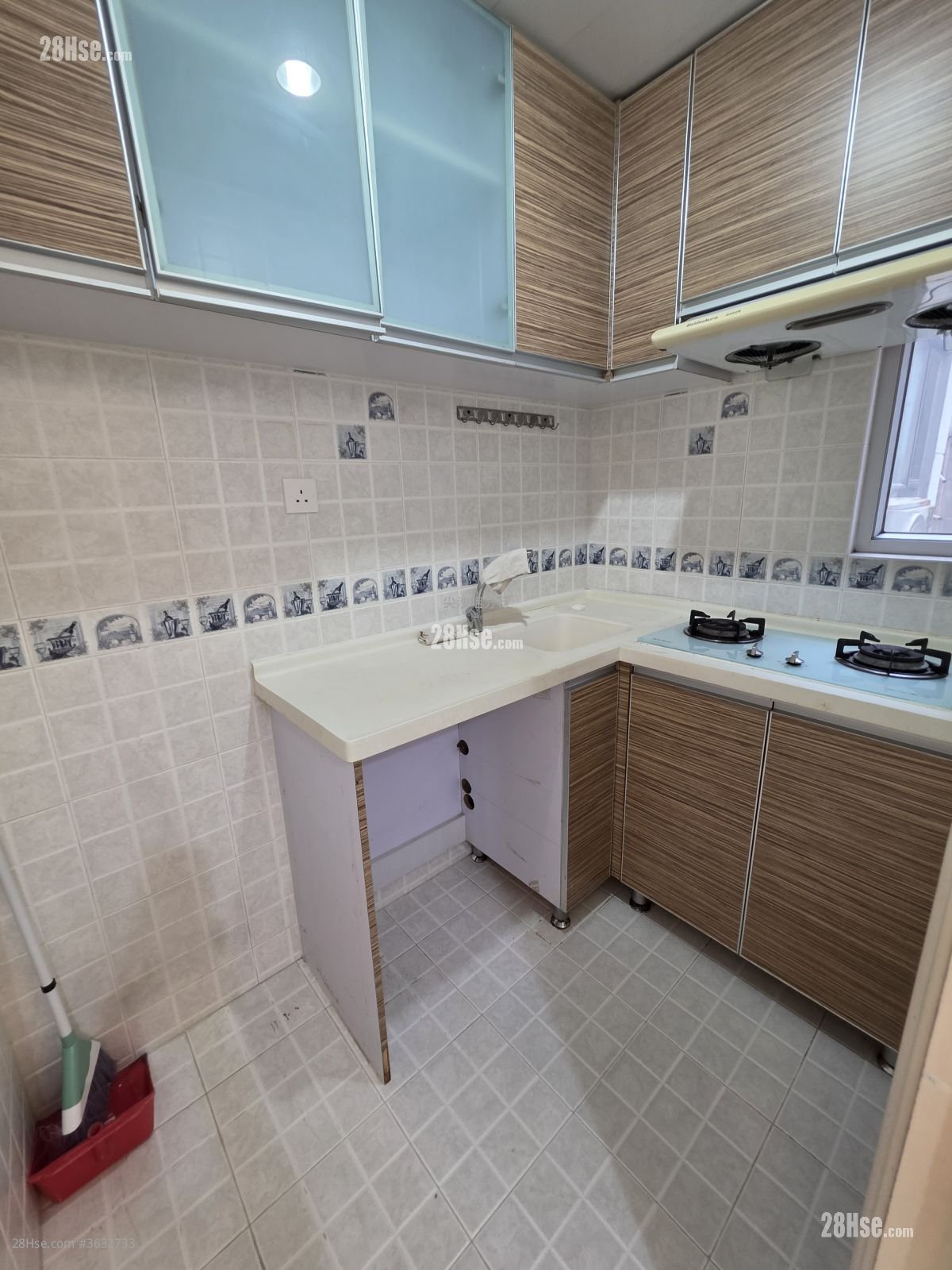 利金閣 租盤 2 房 , 1 浴室 310 平方呎