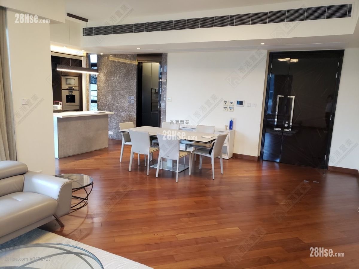 天鑄 租盤 2,018 平方呎