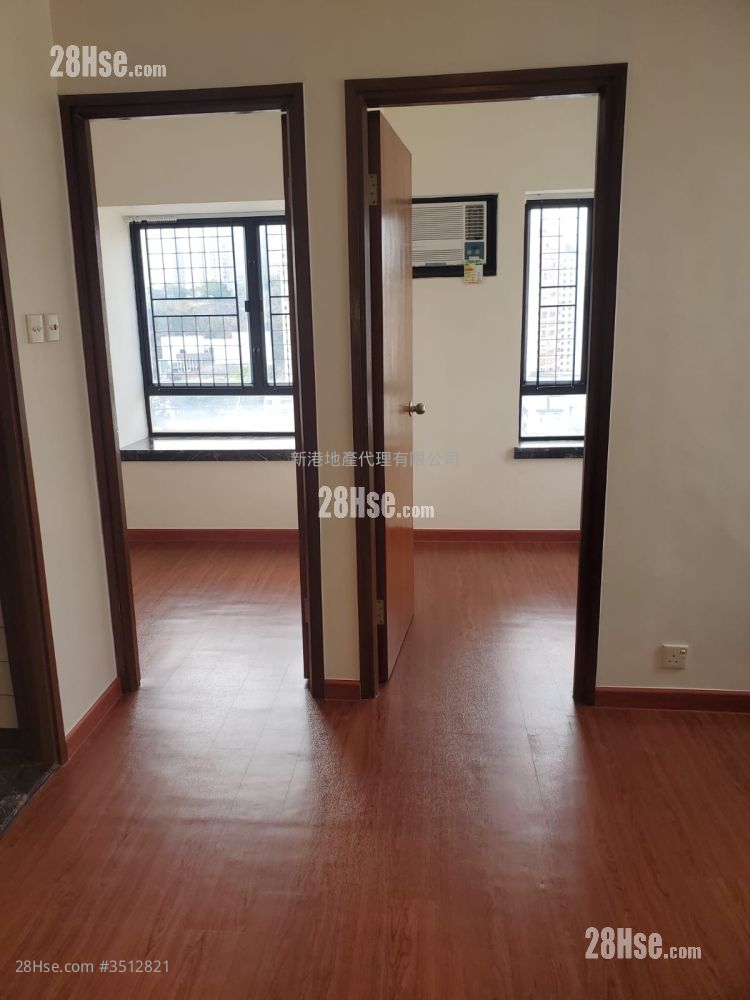 榮輝大廈 租盤 2 房 , 1 浴室 316 平方呎