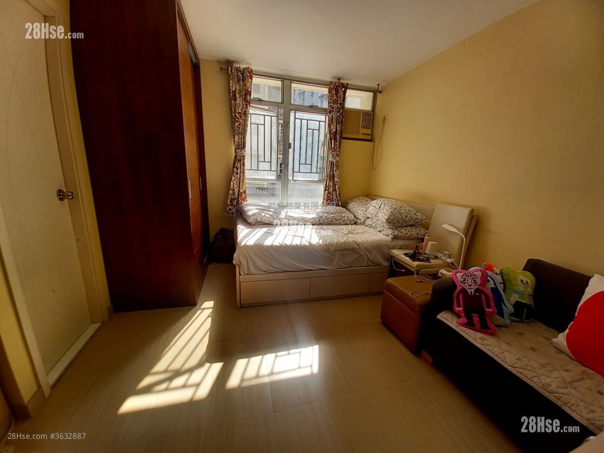 Kwun Fai Court Sell 1 Bedroom , 1 Bathroom 287 ft²