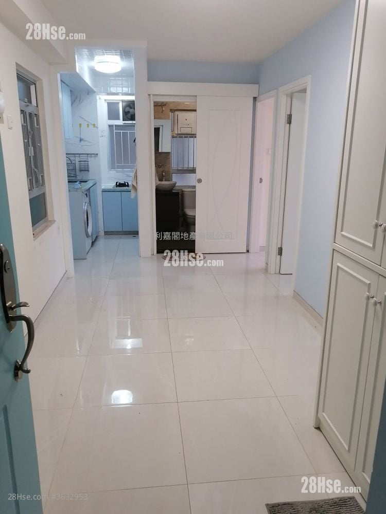 好運中心 租盤 2 房 , 1 浴室 334 平方呎