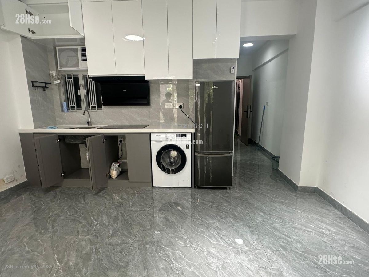 Yee On Mansion Rental 3 Bedrooms , 2 Bathrooms 575 ft²