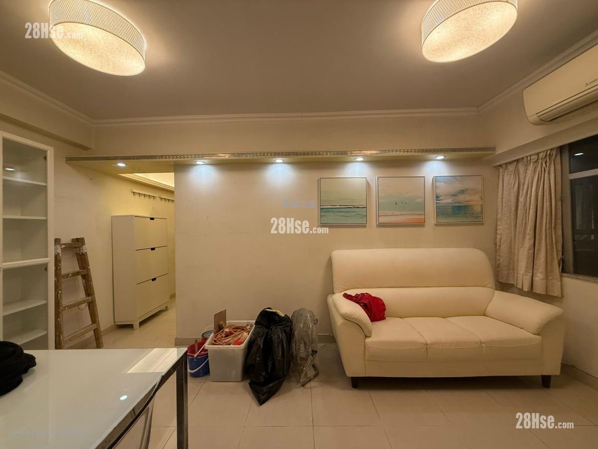 Yuet Lai Court Rental 2 Bedrooms 420 ft²