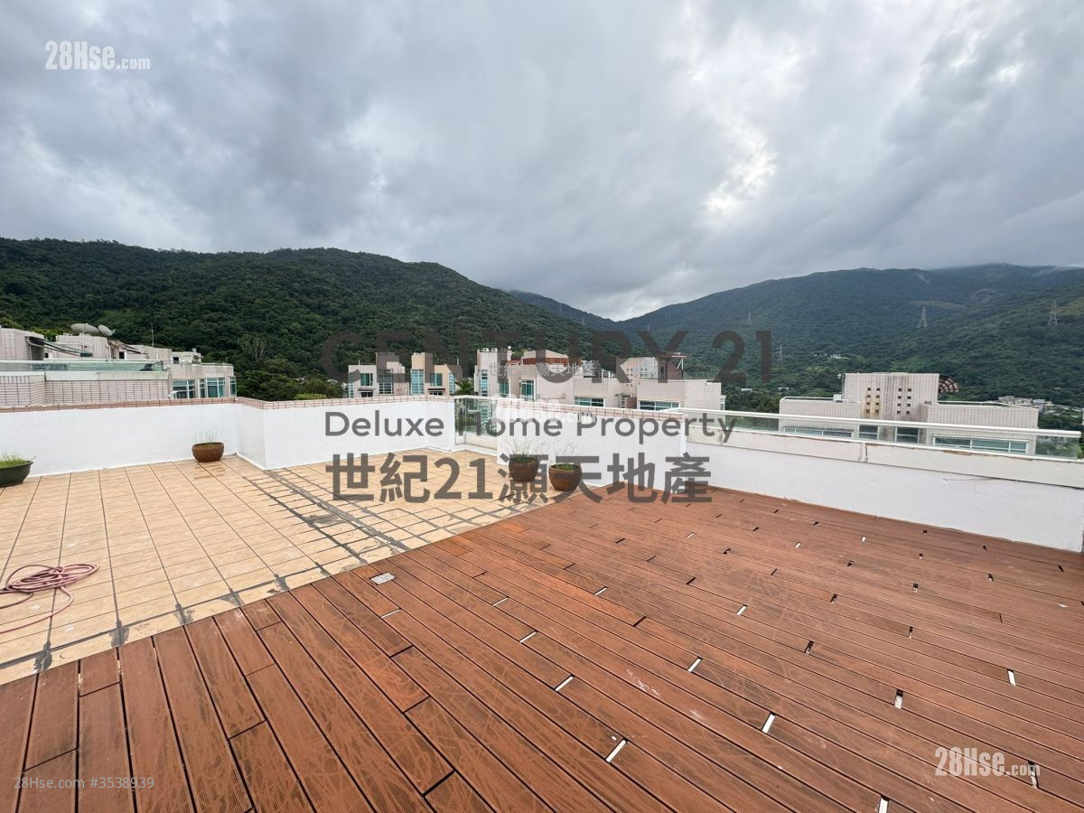 Jc Castle Rental 3 Bedrooms , 2 Bathrooms 983 ft²