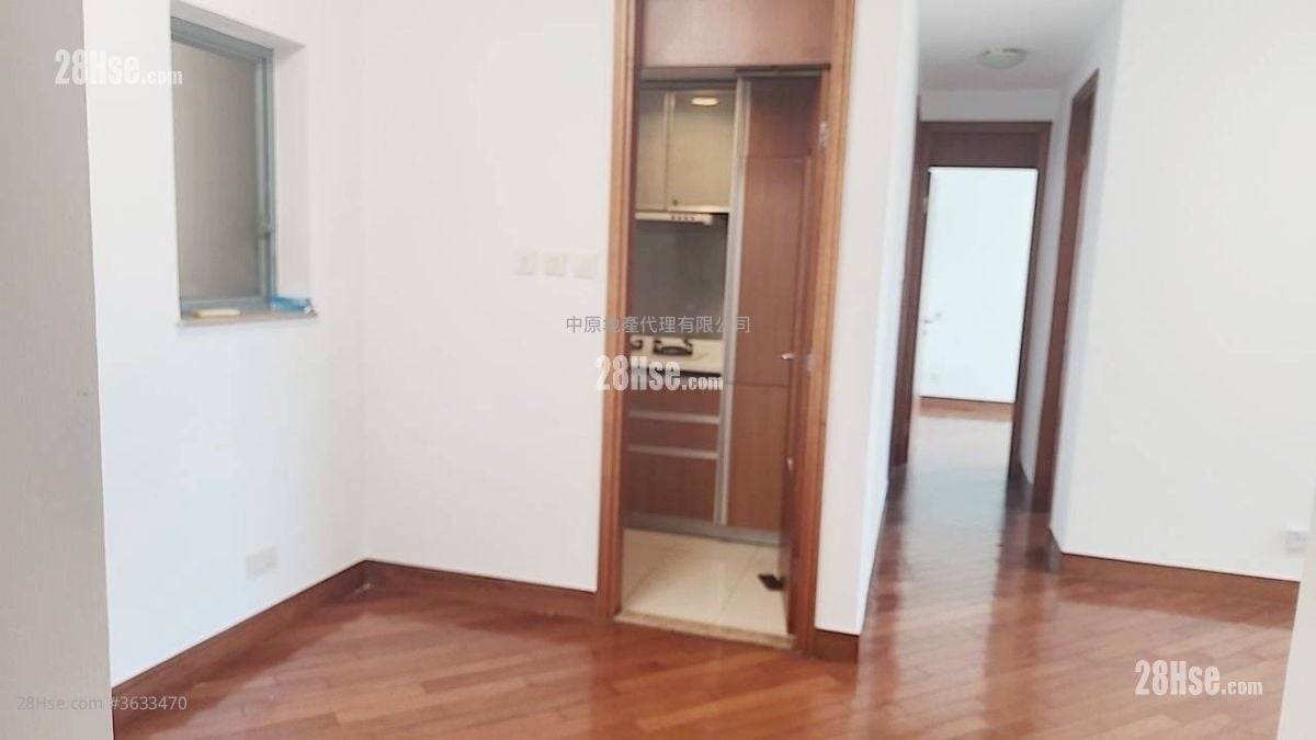 Aquamarine Sell 2 Bedrooms 502 ft²