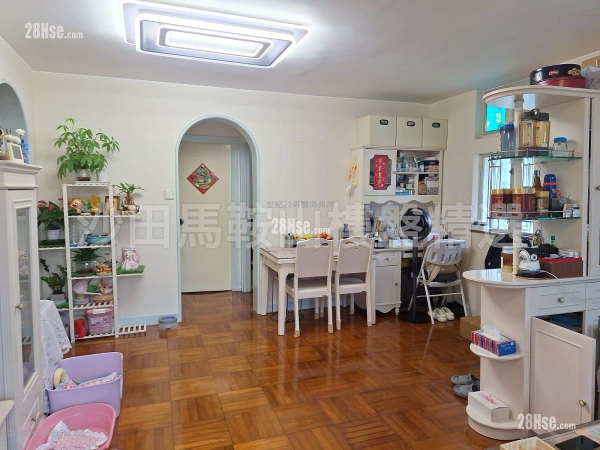 錦鞍苑 售盤 3 房 , 1 浴室 645 平方呎