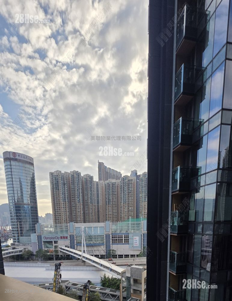 Aquila Square Mile Sell 1 Bedroom 248 ft²