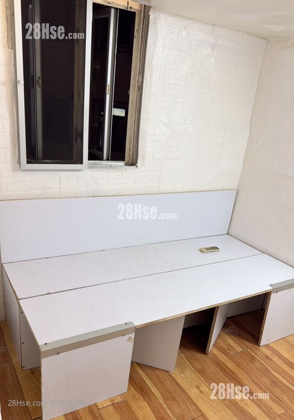 界限街7號 租盤 120 平方呎