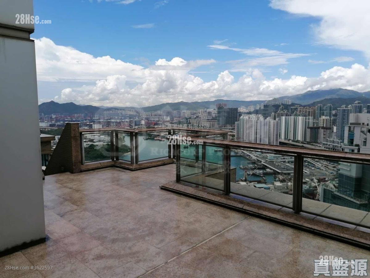 一號銀海 售盤 3 房 , 2 浴室 670 平方呎