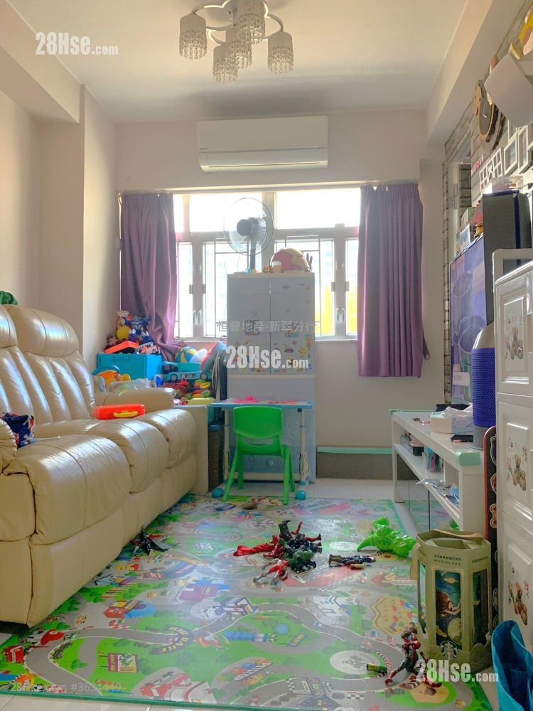 Artland Court Sell 1 Bedroom , 1 Bathroom 309 ft²