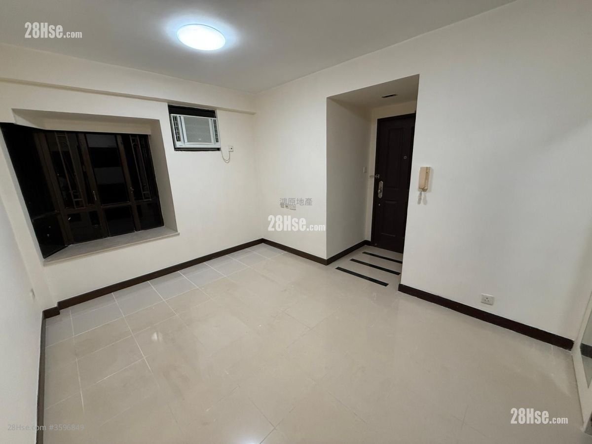 Kwong Fung Terrace Rental 2 Bedrooms , 1 Bathroom 465 ft²