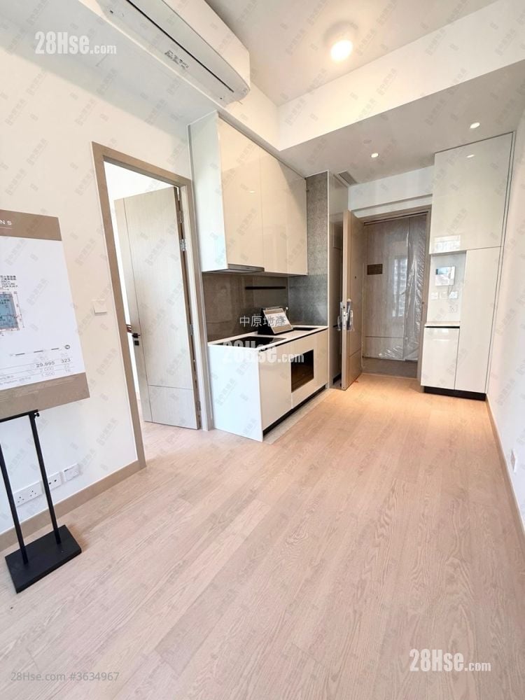 Seasons Place Sell 1 Bedroom 322 ft²