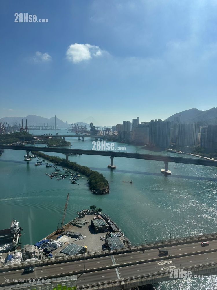 Riviera Gardens Rental 2 Bedrooms , 1 Bathroom 437 ft²