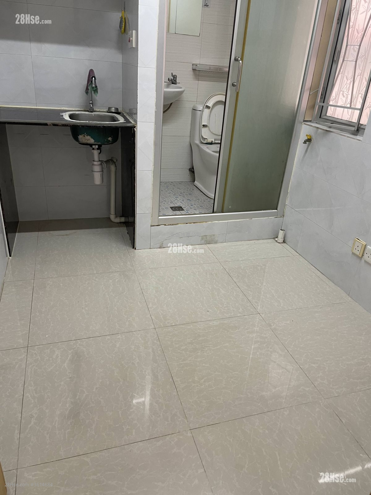 Po Kai Mansion Rental 1 Bedroom 150 ft²