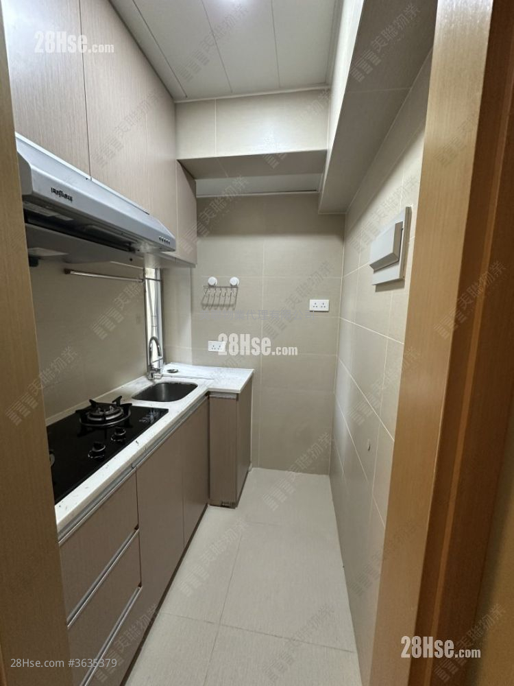 Wealthy Garden Rental 2 Bedrooms , 1 Bathroom 313 ft²