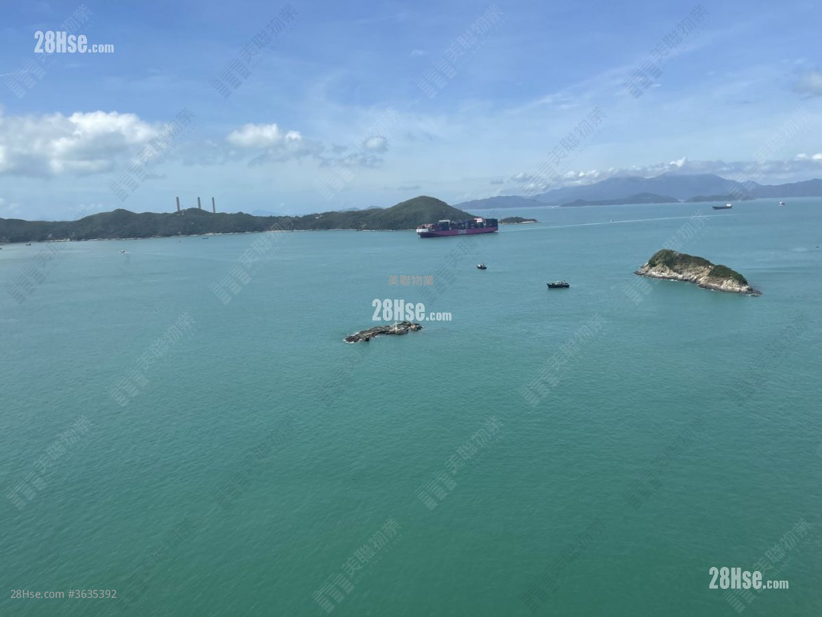 South Horizons Rental 3 Bedrooms , 2 Bathrooms 592 ft²