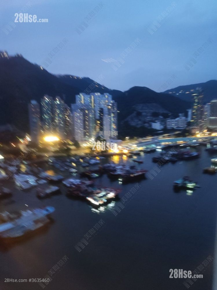 South Horizons Sell 4 Bedrooms , 2 Bathrooms 721 ft²