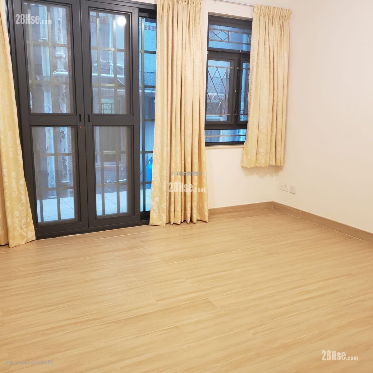 Ting Kok Village Sell 2 Bedrooms , 2 Bathrooms 626 ft²