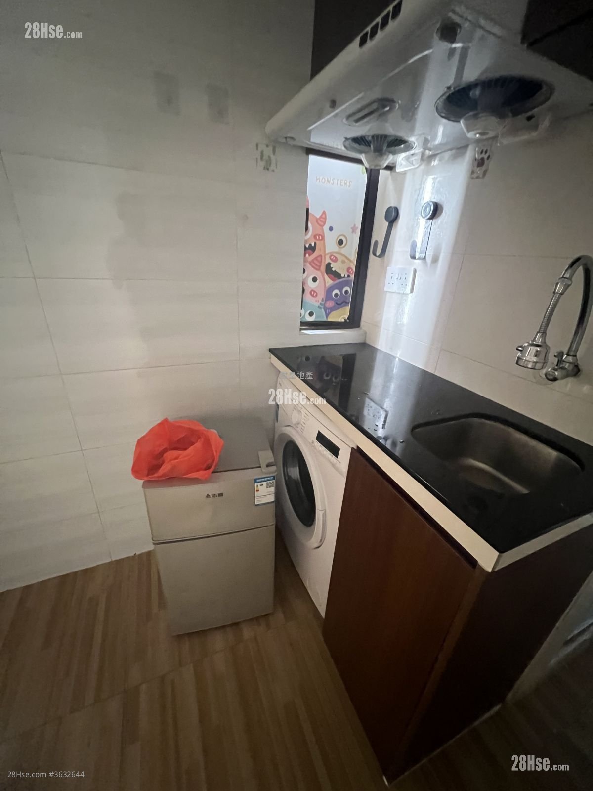 弼街樓 租盤 開放式間隔 , 1 浴室 125 平方呎