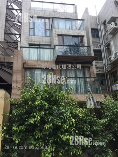 翠峰 售盤 4 房 , 4 浴室 1,361 平方呎