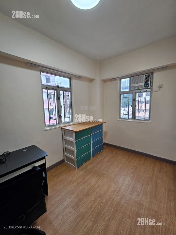 僑冠大廈 租盤 2 房 , 1 浴室 401 平方呎