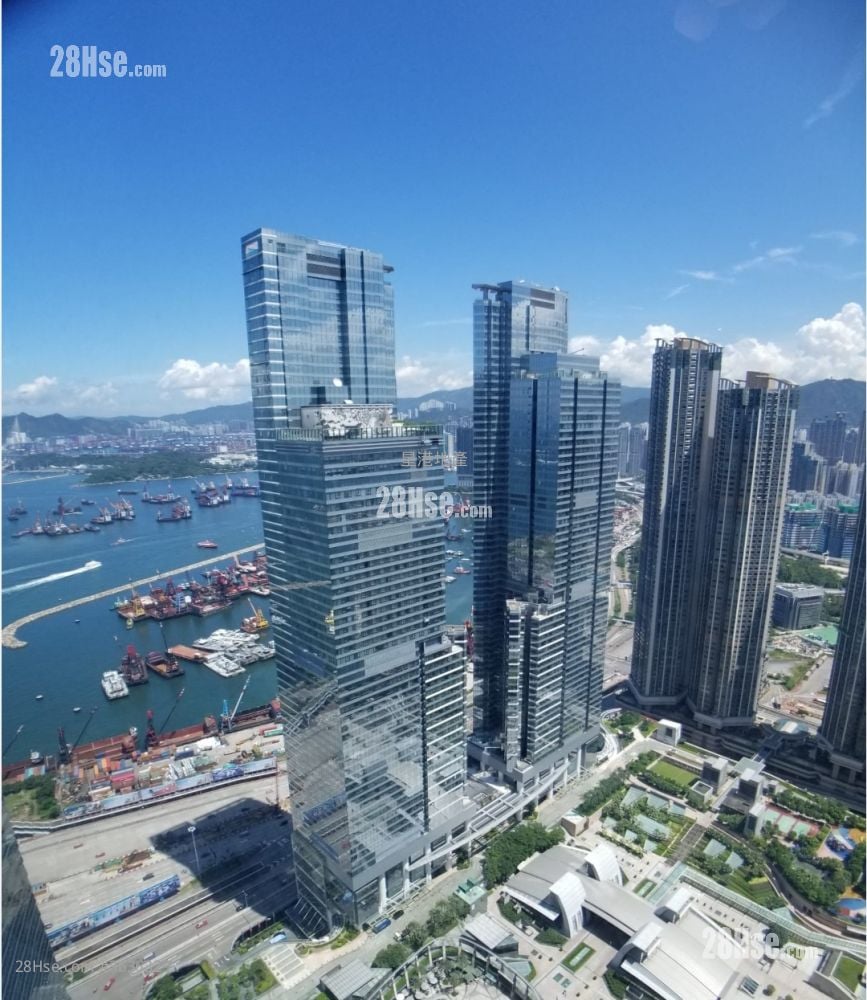 The Cullinan Rental 3 Bedrooms , 2 Bathrooms 957 ft²