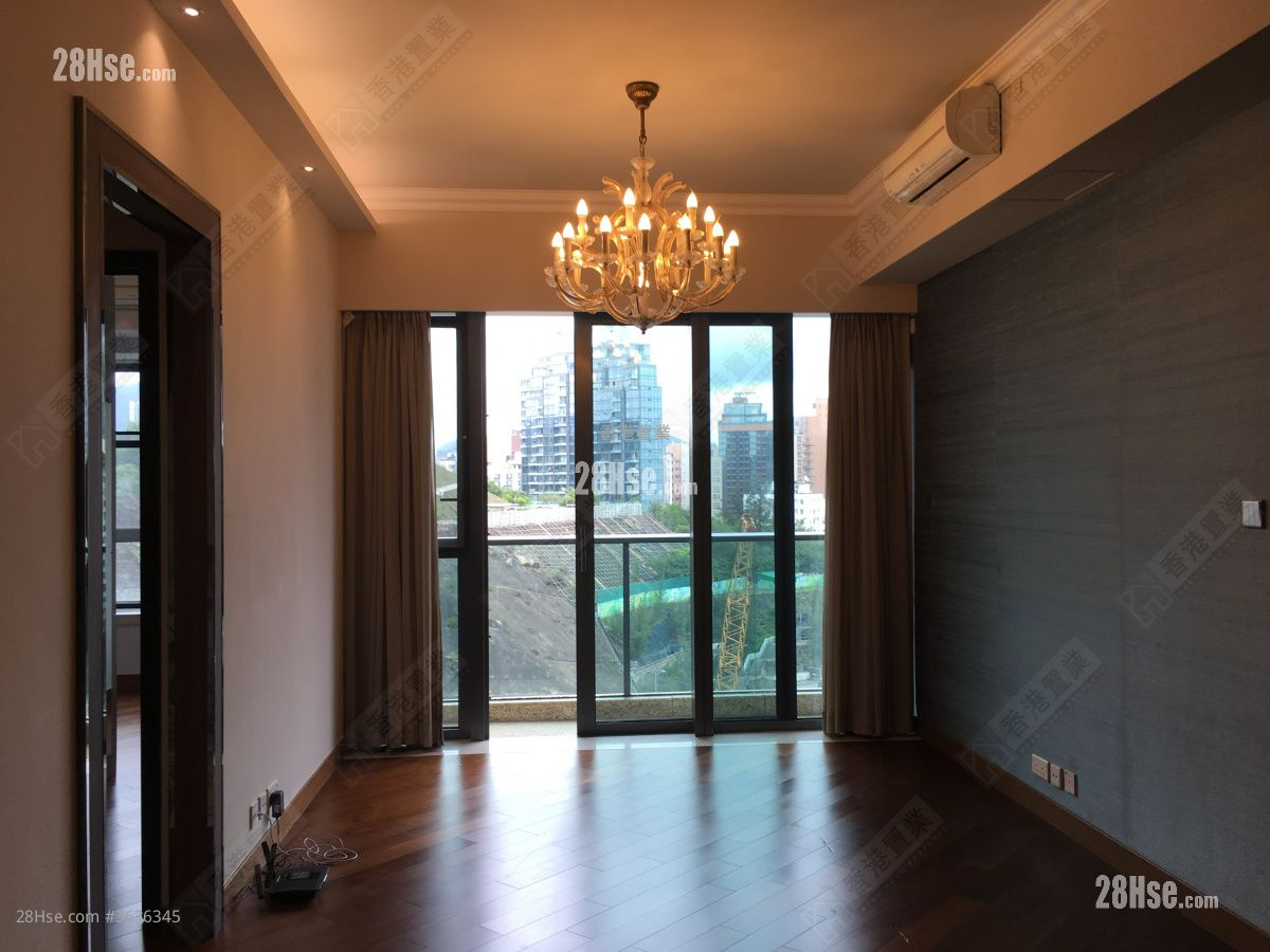 Ultima Rental 3 Bedrooms , 3 Bathrooms 1,237 ft²