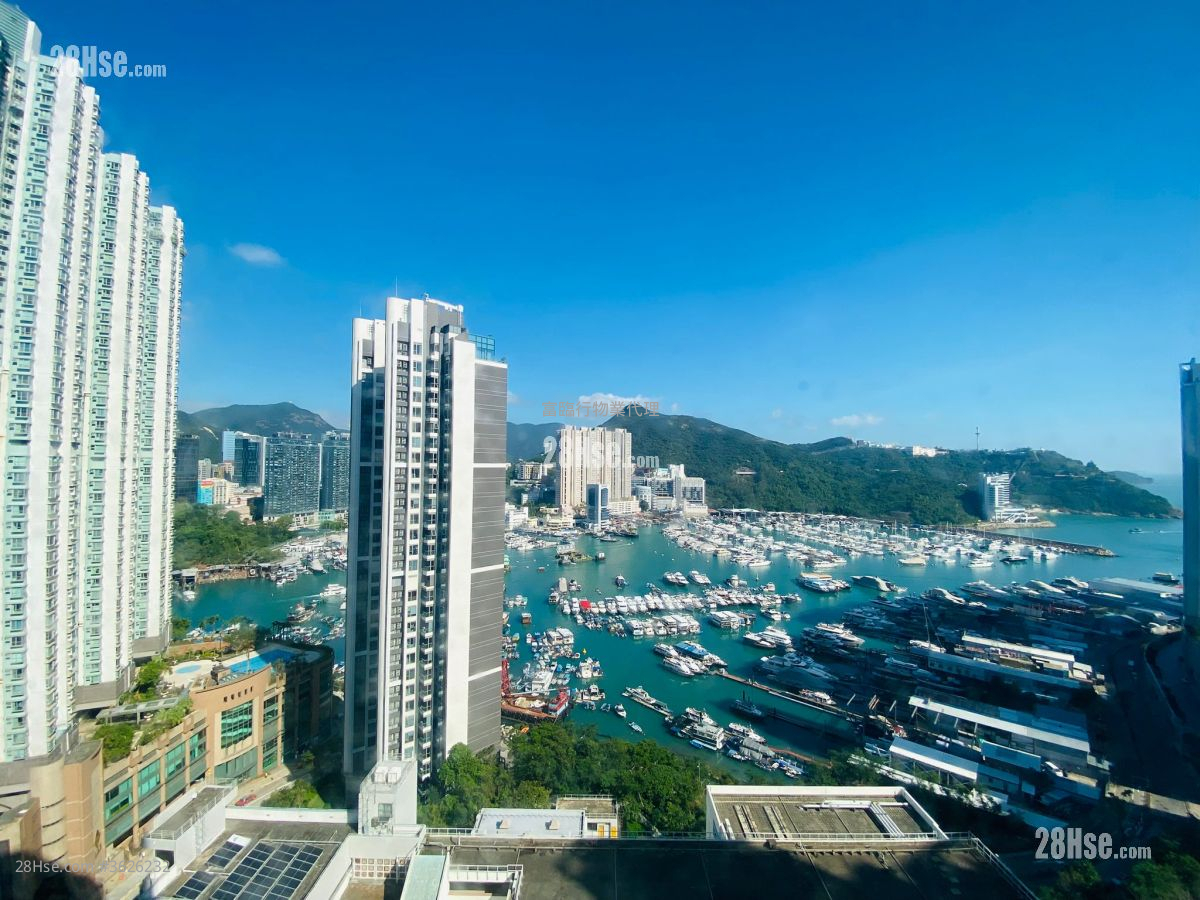 Yue On Court Rental 2 Bedrooms , 1 Bathroom 469 ft²