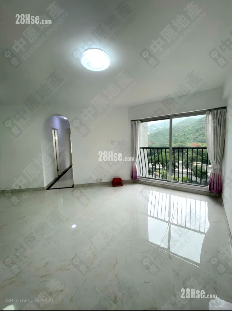 Pictorial Garden Rental 3 Bedrooms , 2 Bathrooms 712 ft²