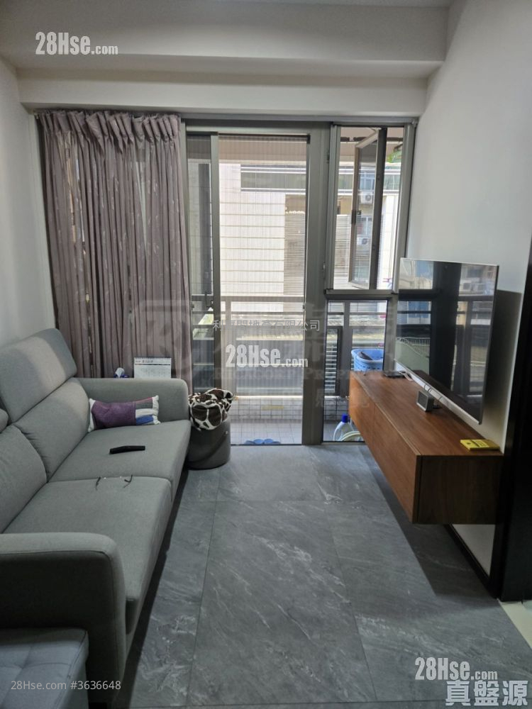 Splendid Place Sell 2 Bedrooms , 1 Bathroom 445 ft²