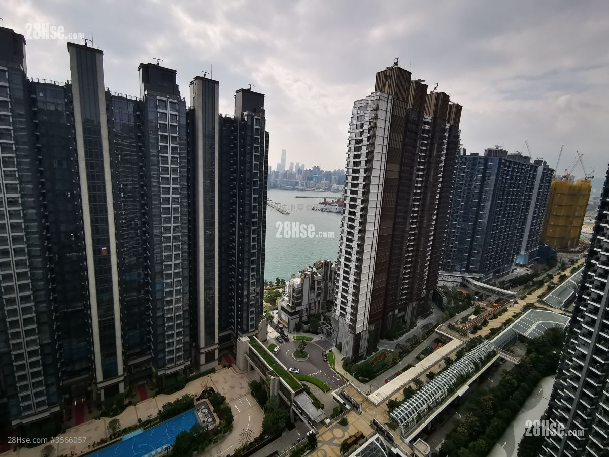 One Victoria Rental 1 Bedroom , 1 Bathroom 444 ft²