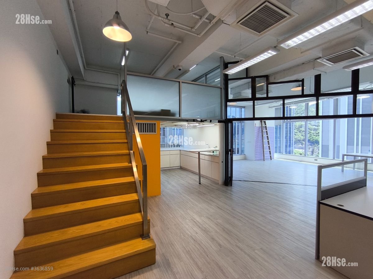 Ford Glory Plaza Rental 2 Bedrooms 1,500 ft²