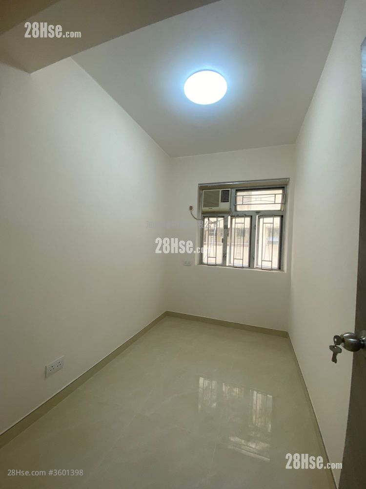 廣富大廈 售盤 2 房 , 1 浴室 390 平方呎