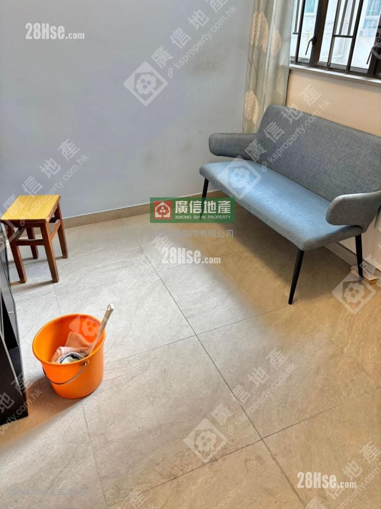 偉雄大廈 租盤 1 房 , 1 浴室 325 平方呎