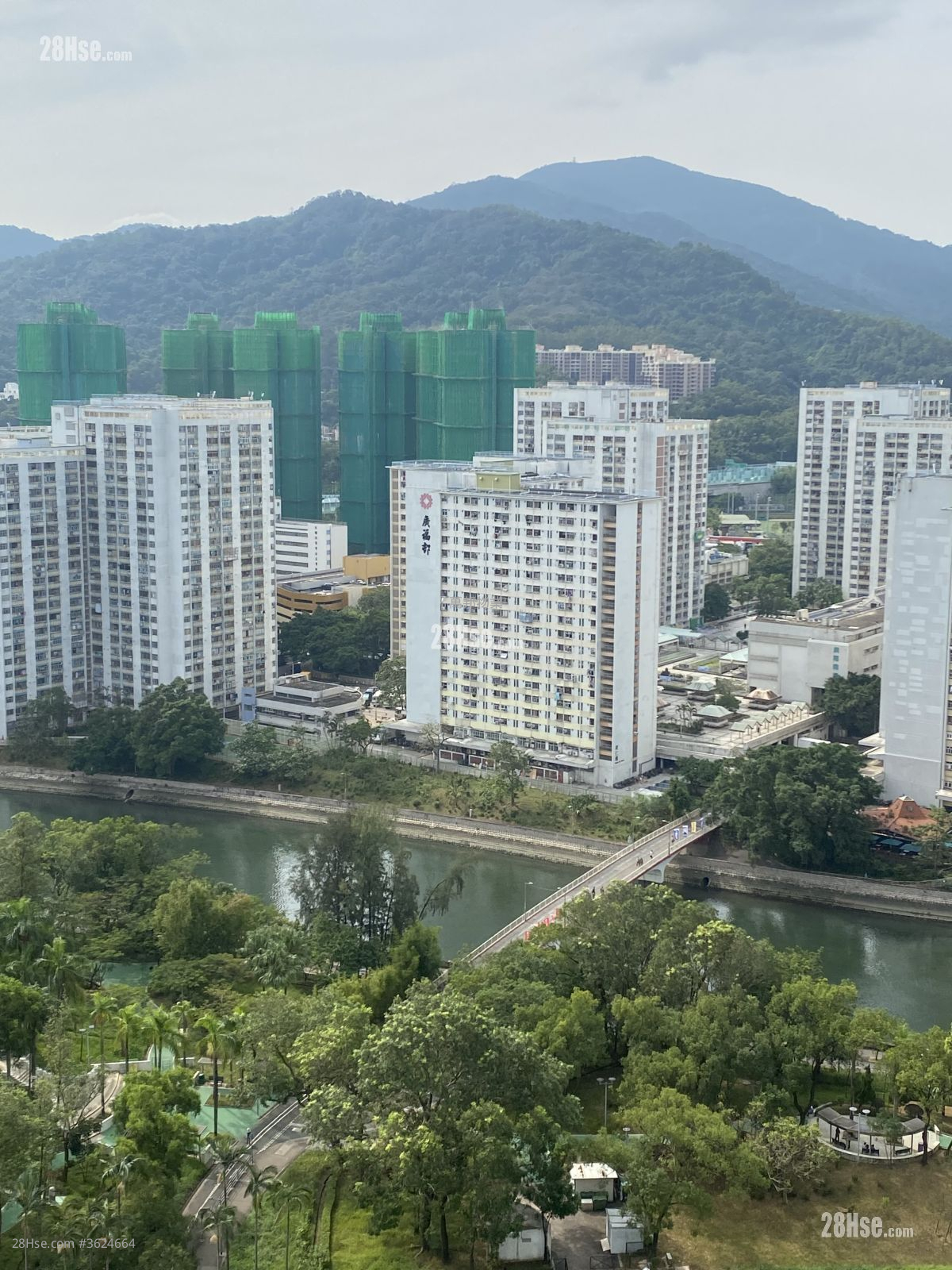 Ming Nga Court Sell 394 ft²
