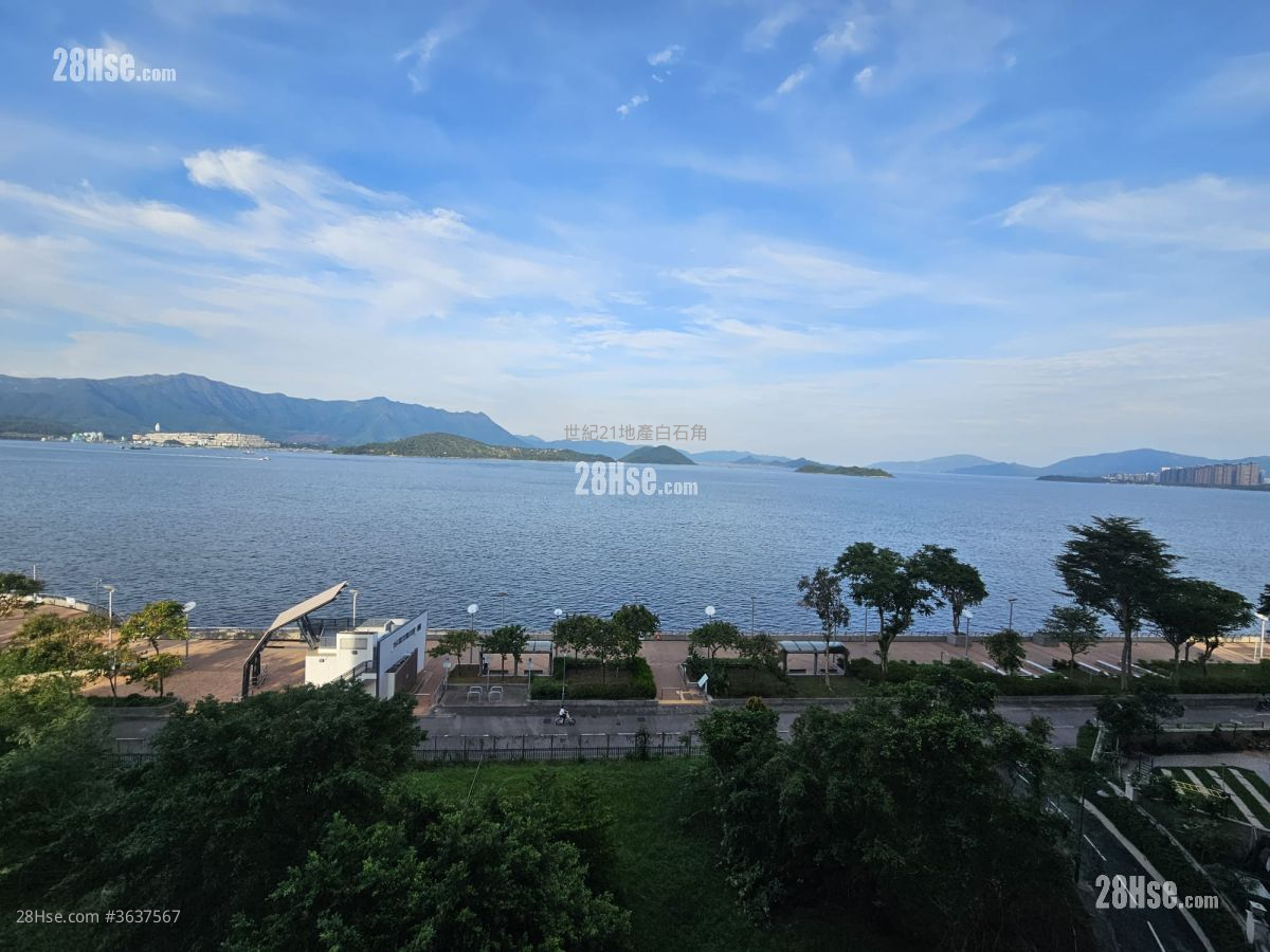 Mayfair By The Sea Rental 4 Bedrooms , 3 Bathrooms 1,699 ft²