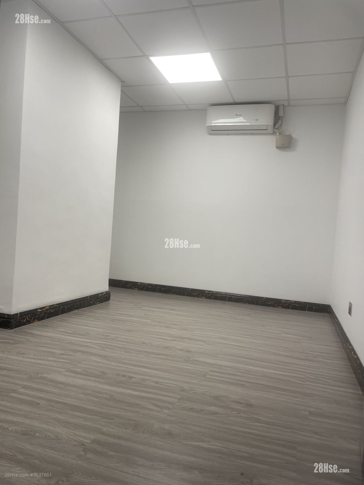 榮盛工業大廈 租盤 136 平方呎