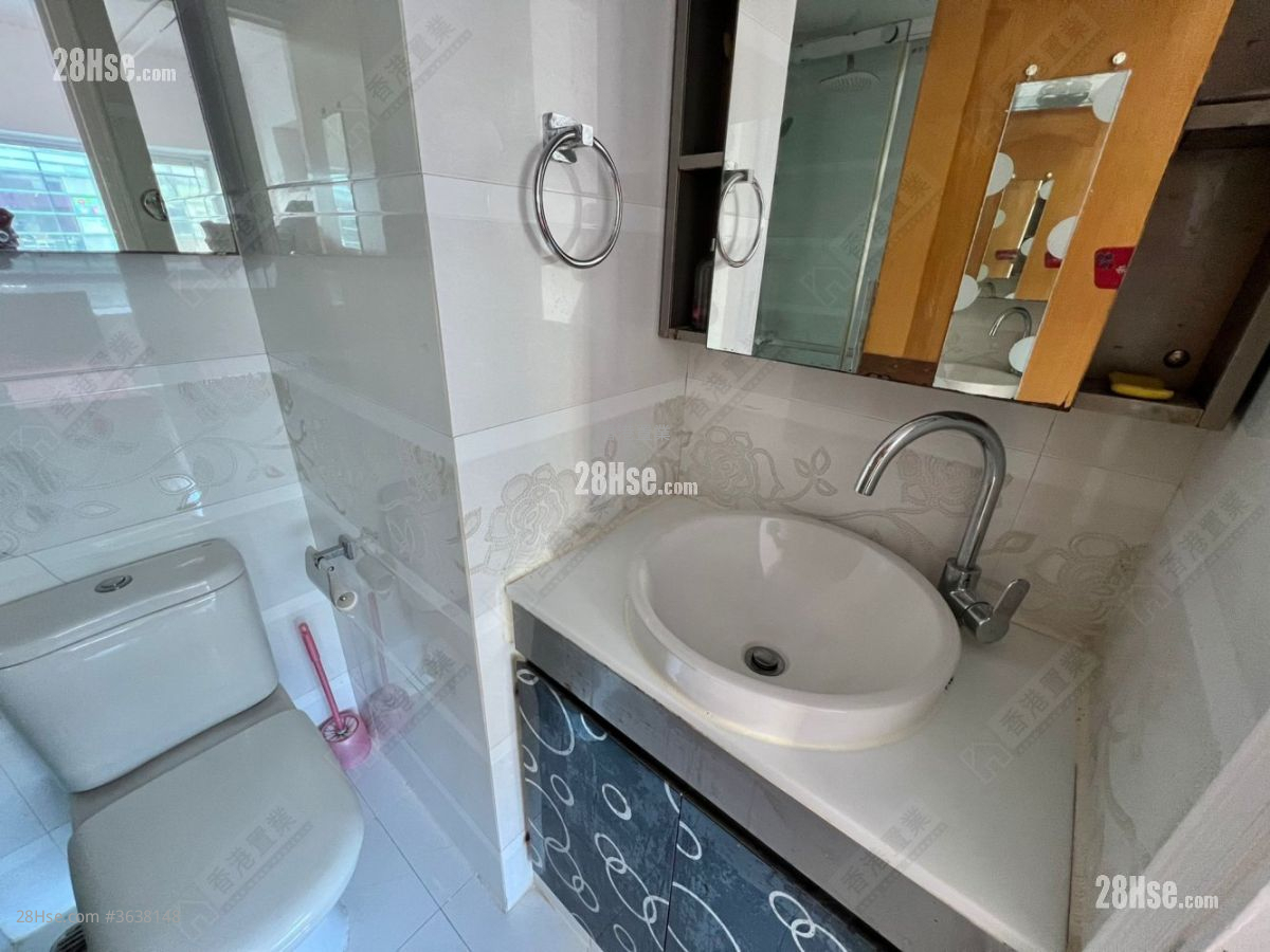 South Horizons Sell 3 Bedrooms , 2 Bathrooms 633 ft²