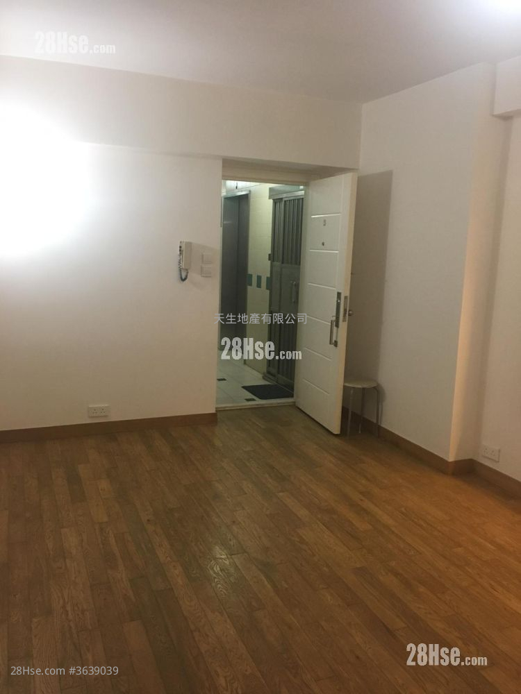 Chuang's-On-The-Park Sell 3 Bedrooms , 2 Bathrooms 518 ft²