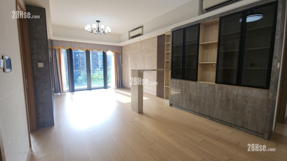 The Bloomsway Sell 4 Bedrooms 1,215 ft²